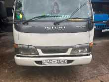 Isuzu ELF 2004 Lorry