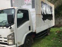 Isuzu ELF 2010 Lorry
