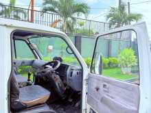 https://riyasewana.com/uploads/isuzu-elf-2315231622903.jpg