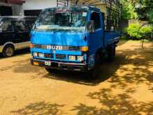 Isuzu ELF 1988 Lorry