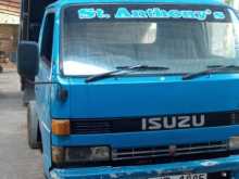 Isuzu ELF 1984 Lorry