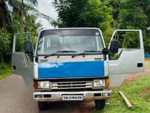 Isuzu Elf 1980 Lorry