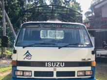 Isuzu Elf 1984 Lorry