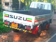 https://riyasewana.com/uploads/isuzu-elf-250-126401617606.jpg