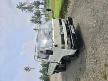 Isuzu Elf 250 Nkr 1991 Car