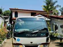 https://riyasewana.com/uploads/isuzu-elf-250-17562322633.jpg