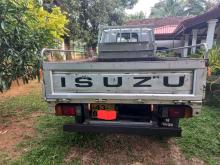 https://riyasewana.com/uploads/isuzu-elf-250-181030326524.jpg