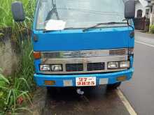 Isuzu ELF 250 1975 Lorry