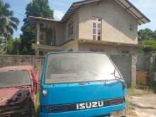 Isuzu ELF 250 TLD54 1979 Lorry