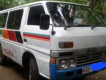 Isuzu ELF 250 1980 Van