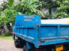 https://riyasewana.com/uploads/isuzu-elf-250-1980-79544112693.jpg
