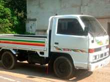 https://riyasewana.com/uploads/isuzu-elf-250-1982-105281912293.jpg