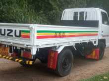 Isuzu ELF 250 1982 Lorry