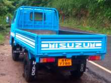 https://riyasewana.com/uploads/isuzu-elf-250-1983-1215151612154.jpg