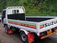 https://riyasewana.com/uploads/isuzu-elf-250-1983-209334812572.jpg