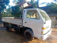 https://riyasewana.com/uploads/isuzu-elf-250-1984-1617482012823.jpg