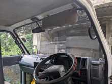 https://riyasewana.com/uploads/isuzu-elf-250-1993-240243612174.jpg