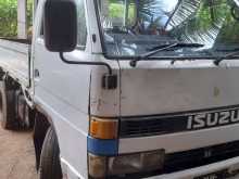 Isuzu Elf 250 1981 Lorry