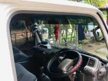 https://riyasewana.com/uploads/isuzu-elf-250-2110190222933.jpg