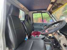https://riyasewana.com/uploads/isuzu-elf-250-21826254352.jpg