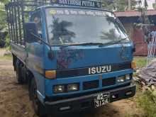 https://riyasewana.com/uploads/isuzu-elf-250-231636454292.jpg
