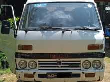 Isuzu ELF 250 1981 Van