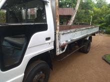 https://riyasewana.com/uploads/isuzu-elf-250-291922356365.jpg