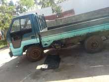 https://riyasewana.com/uploads/isuzu-elf-250-30734314783.jpg