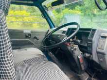 https://riyasewana.com/uploads/isuzu-elf-250-31170430884.jpg