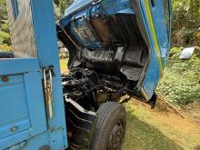 https://riyasewana.com/uploads/isuzu-elf-250-48023924392.jpg