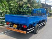 https://riyasewana.com/uploads/isuzu-elf-250-99350522173.jpg
