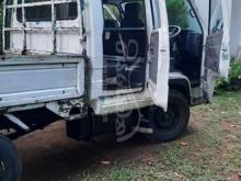 Isuzu ELF 1981 Crew Cab