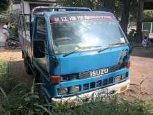 Isuzu ELF 1981 Lorry