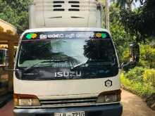 Isuzu ELF 2002 Lorry