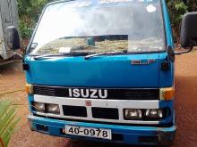 Isuzu ELF 1980 Lorry