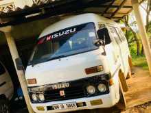 Isuzu ELF 1983 Lorry