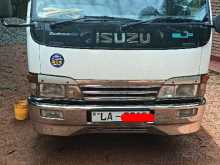 Isuzu ELF 2001 Lorry
