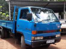 Isuzu Elf 1983 Lorry