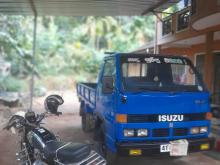 Isuzu Elf 1982 Lorry