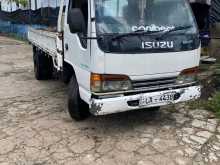 Isuzu ELF 2000 Lorry