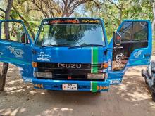Isuzu Elf 1980 Lorry