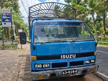 Isuzu ELF 1988 Lorry