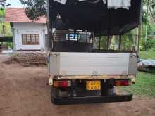 https://riyasewana.com/uploads/isuzu-elf-3165127973.jpg