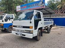 Isuzu ELF 1980 Lorry