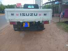 https://riyasewana.com/uploads/isuzu-elf-350-102205034623.jpg