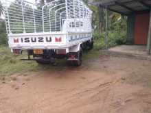 https://riyasewana.com/uploads/isuzu-elf-350-121335164432.jpg