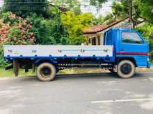 https://riyasewana.com/uploads/isuzu-elf-350-1979-2210025912592.jpg