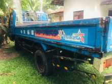 https://riyasewana.com/uploads/isuzu-elf-350-1984-259294012343.jpg