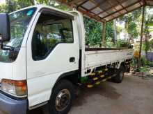 https://riyasewana.com/uploads/isuzu-elf-350-1993-1214214612882.jpg