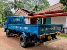 https://riyasewana.com/uploads/isuzu-elf-350-1995-713474112824.jpg